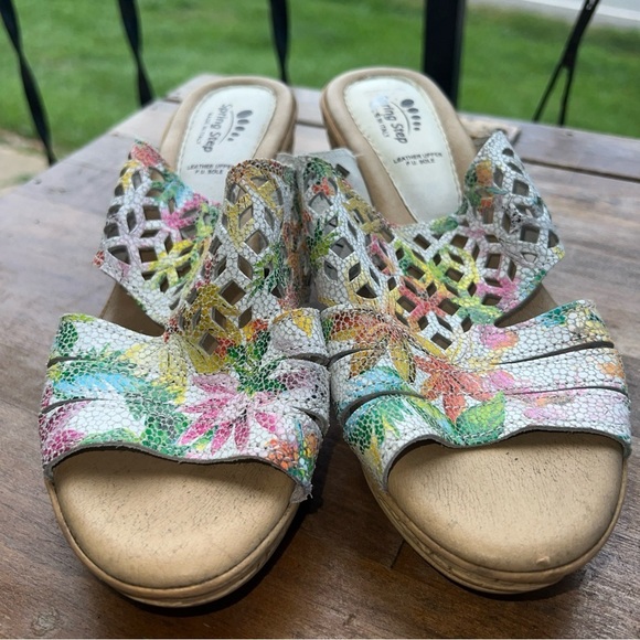 Spring Step Viniko Floral Cutout Wedge Slides Womens Sz 7M - Picture 3 of 11